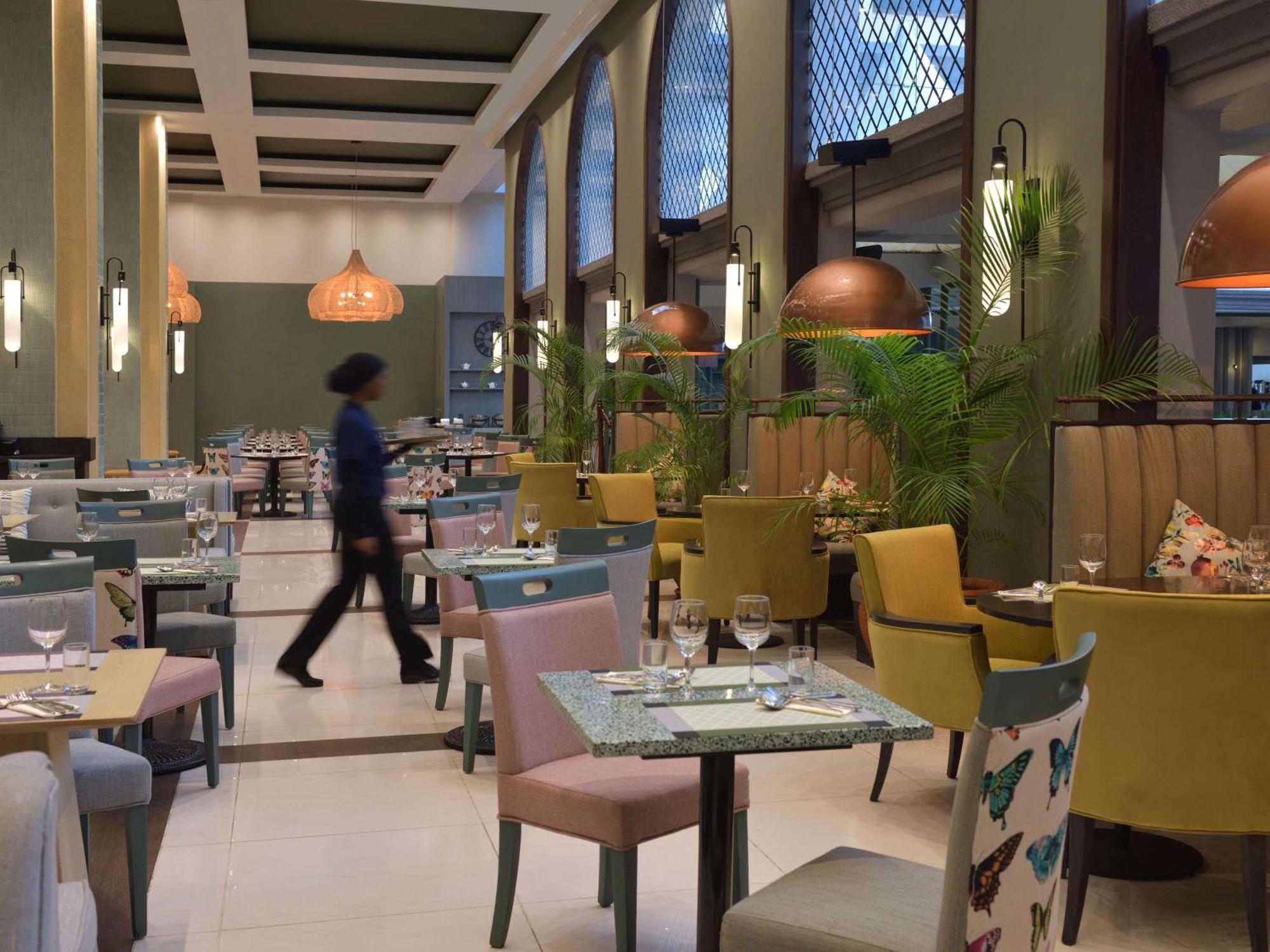 Hotel Pullman Nairobi Upper Hill Exterior foto