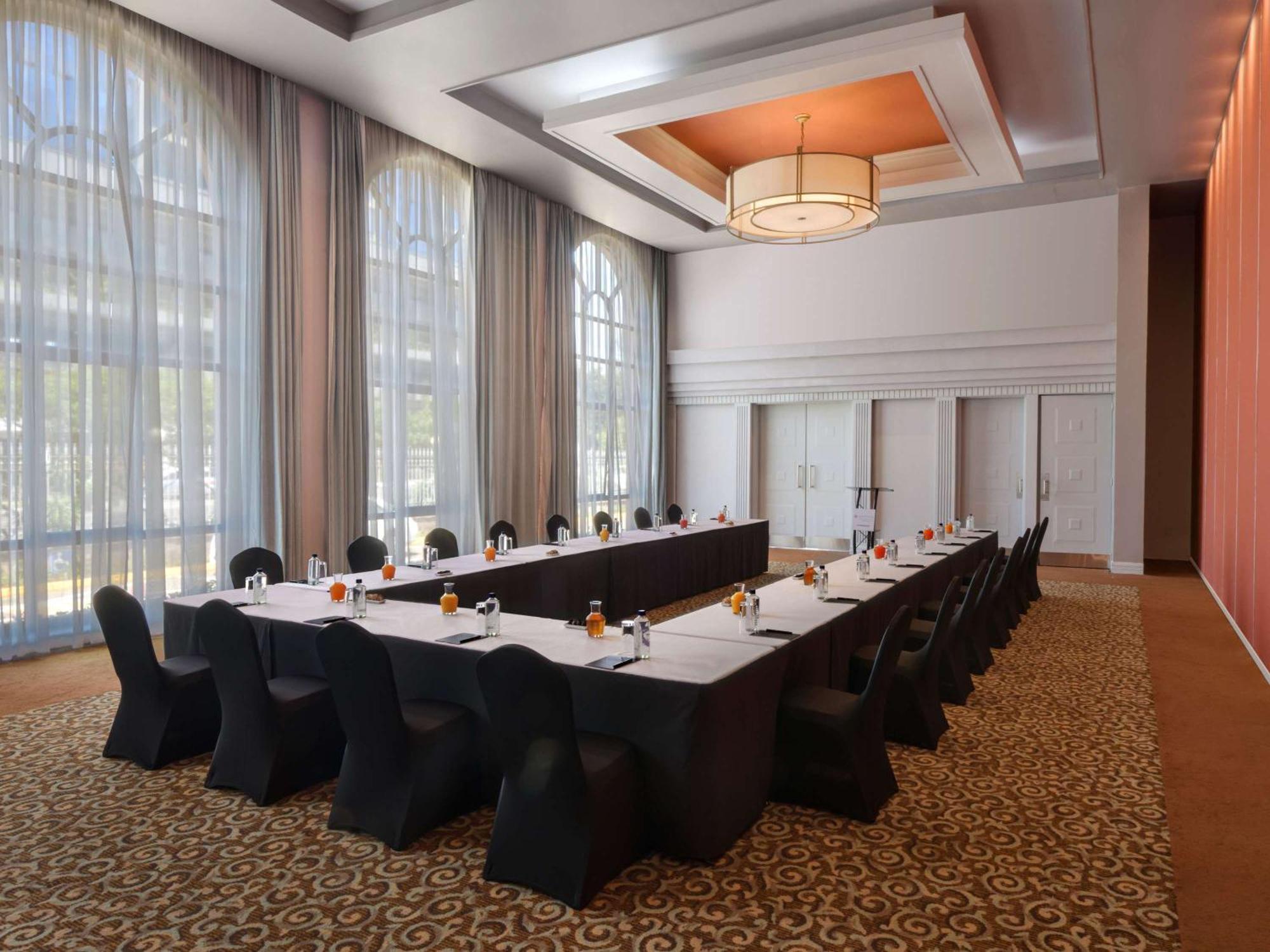 Hotel Pullman Nairobi Upper Hill Exterior foto