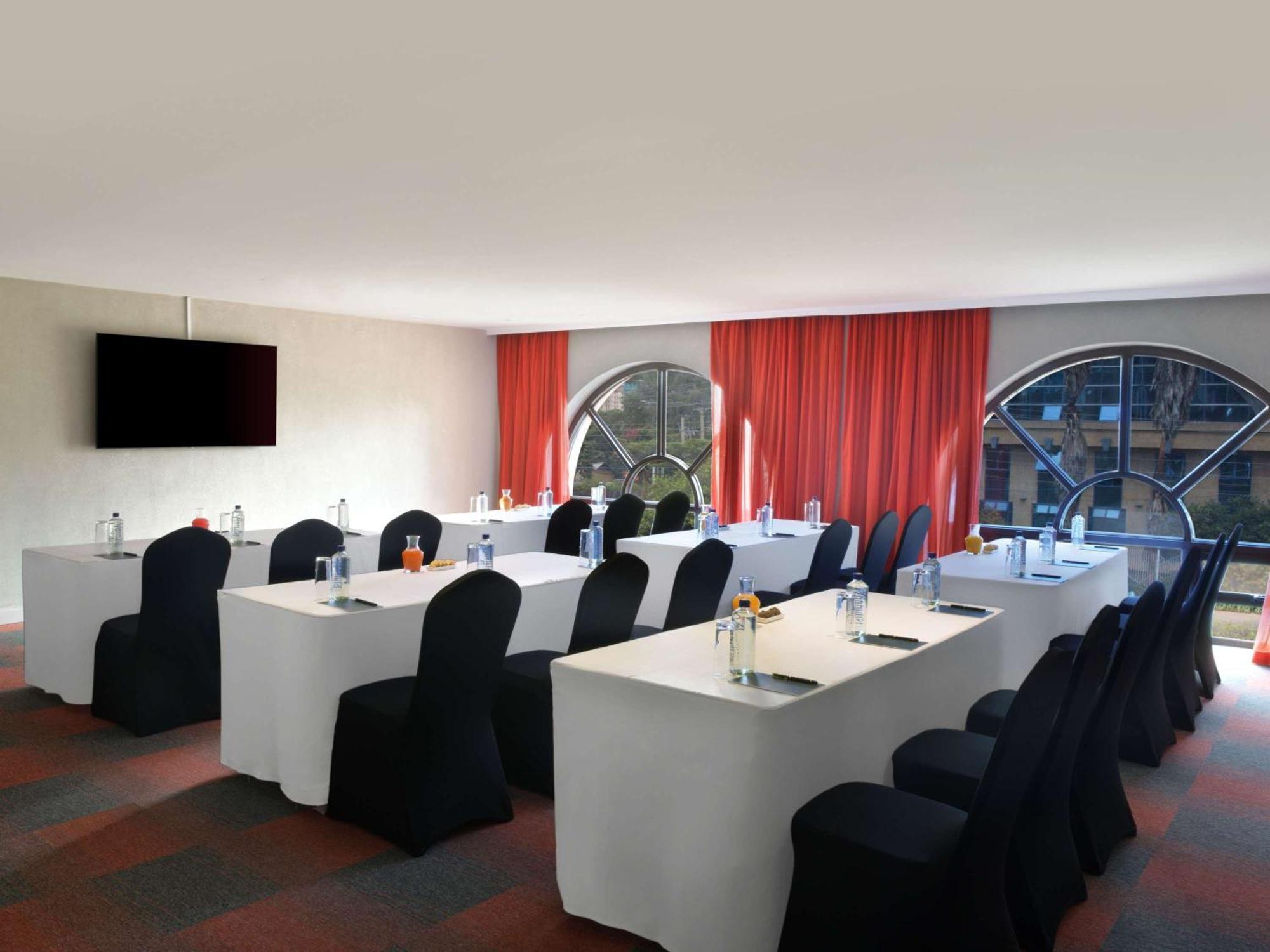 Hotel Pullman Nairobi Upper Hill Exterior foto